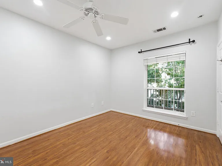 4551 Strutfield Ln #4403 — Photo 32