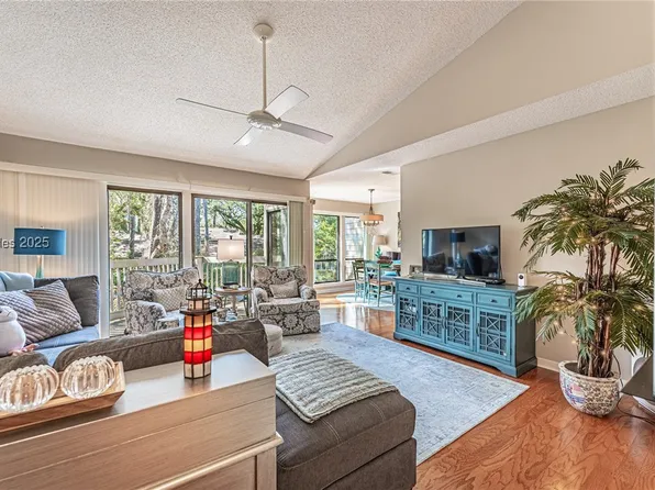 79 Lighthouse Rd APT 2398, Hilton Head Island, SC 29928