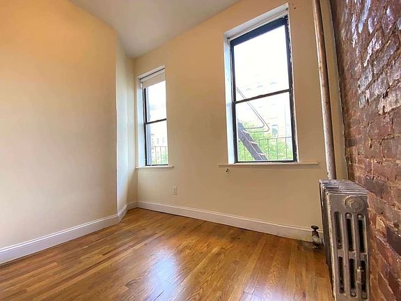 4th image of 133 Avenue C