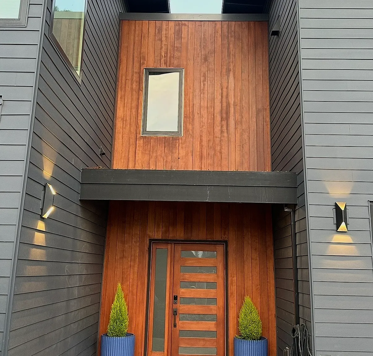 2 bed, 1.5 bath, 1750 sqft, $2,100 — Photo 2