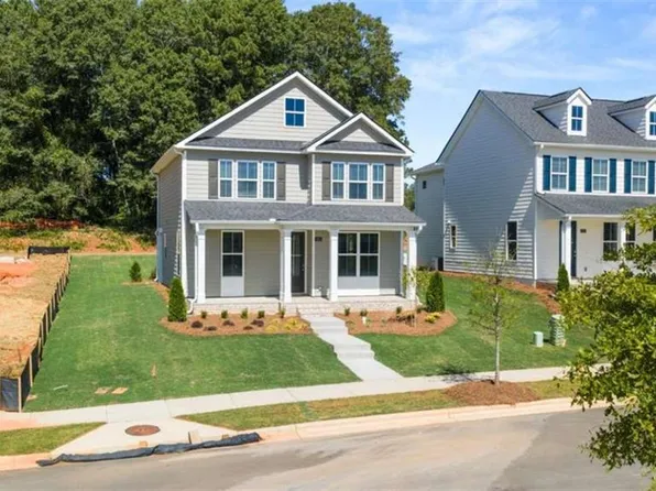 924 Stow Ln, Monroe, GA 30655