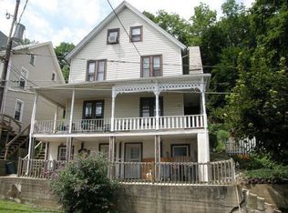 118 Hill St #122, Slatington, PA 18080