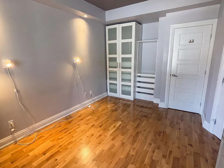 212 Flora St #1 — Photo 9