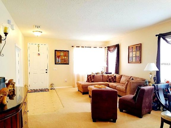 4th image of 4064 Meadowlark Dr