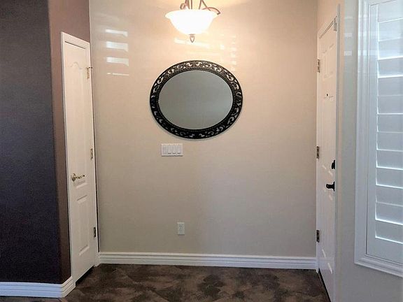 5th image of 8344 W Laurel Ln