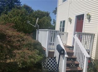 9 Saint Roch Ave, Greenwich, CT 06830