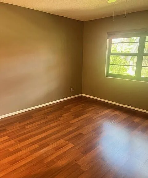 132 S Cypress Rd #523 — Photo 10
