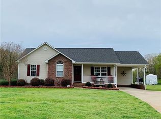 123 Thornburg Rd, Dallas, NC 28034