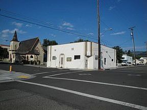 2nd image of 201 4th St