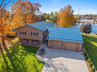 250 Alpine Dr, Shawano, WI 54166