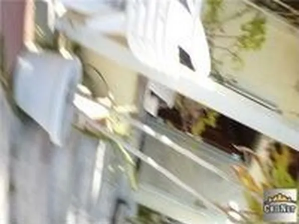 4627 Rosewood Ave, Los Angeles, CA 90004