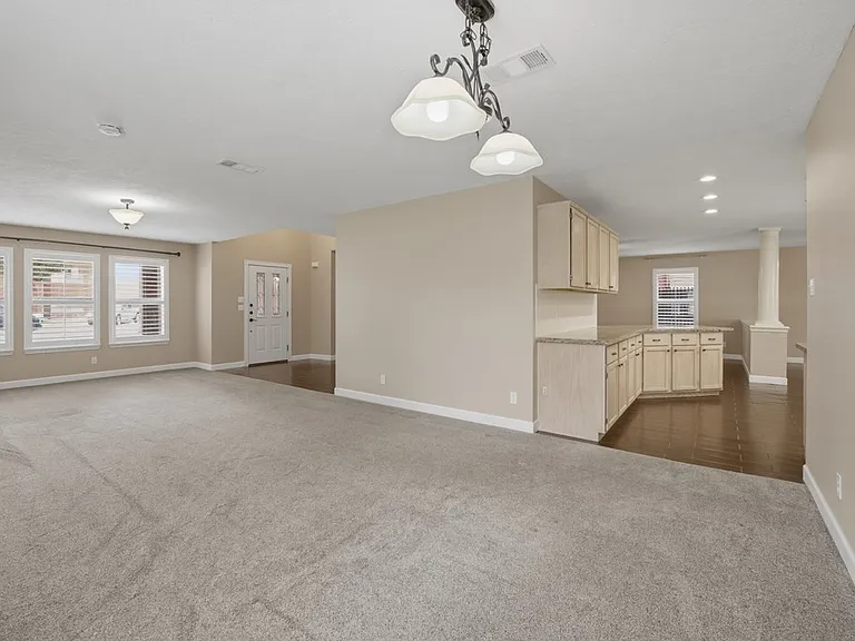 37 Pinon Ct — Photo 7