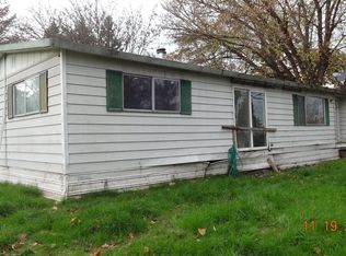 314 4th St, Dillard, OR 97432