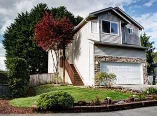 823 215th Pl SW, Lynnwood, WA 98036