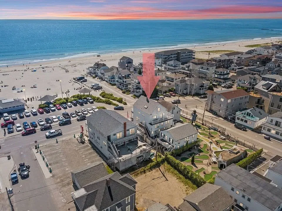 61 Ocean Blvd #FDF