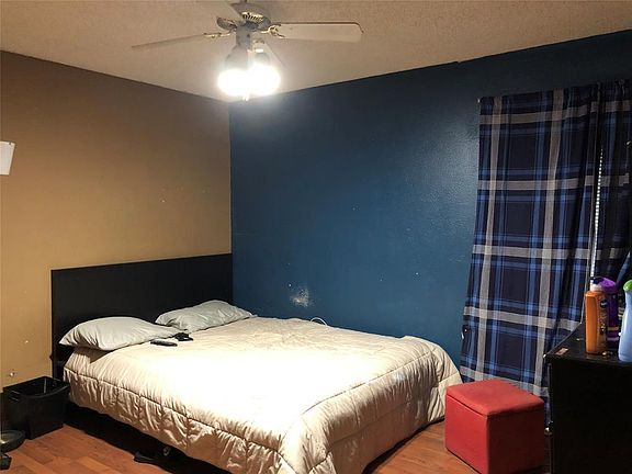 4th image of 13008 Woodbend Ln