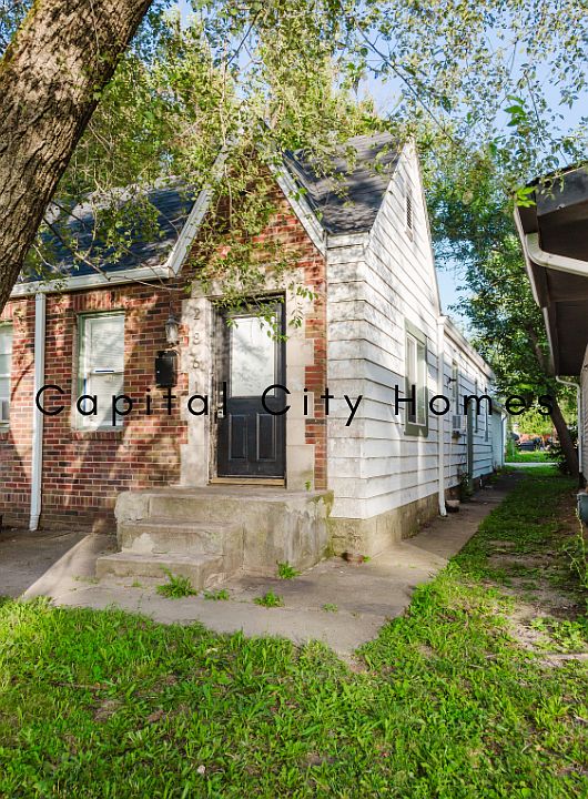 1st image of 2861 Brookside Ave #2861