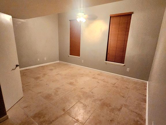 4th image of 1050 Crystal Way #C