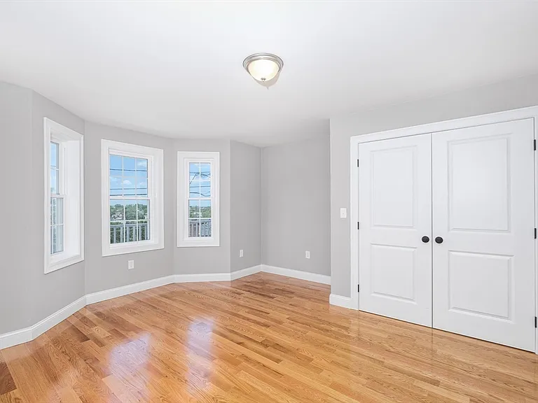 216 Vane St #2 — Photo 12