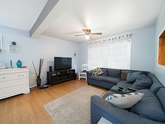 4th image of 4615 Westshire Dr NW
