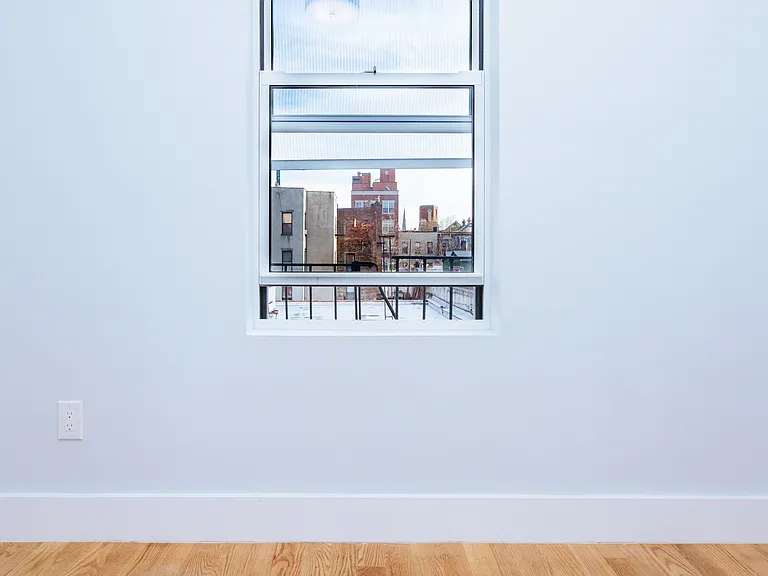 128 India St #5 — Photo 12