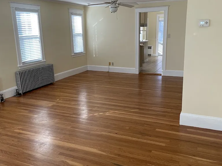 27 Elliot St — Photo 17
