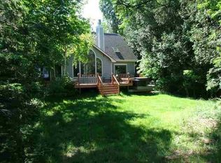 4099 Lake Shore Dr, Charlevoix, MI 49720