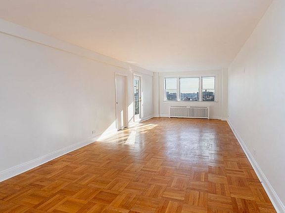 2nd image of 3725 Henry Hudson Pkwy W Unit 12D