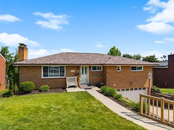 4715 Meadowgreen Dr, Pittsburgh, PA 15236