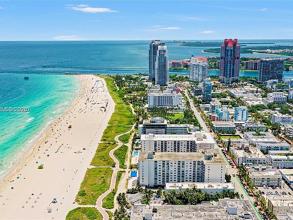 4th image of 401 Ocean Dr APT 722