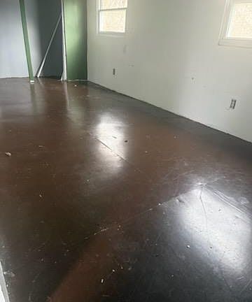 5th image of 13674 Wadsworth St