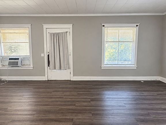 3rd image of 3820 S 24th St APT 1