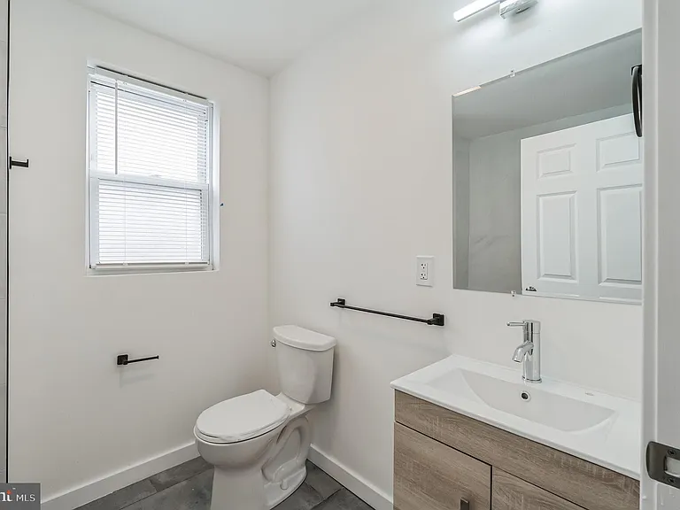 405 S 42nd St #1C — Photo 36