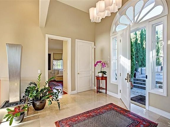 4th image of 140 Hacienda Dr