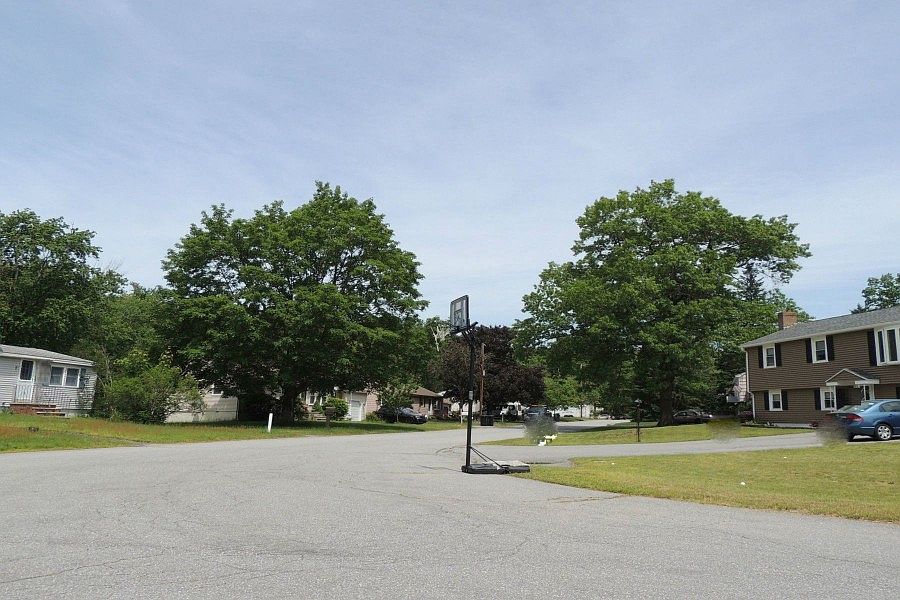 2nd image of 46 Centerville Dr