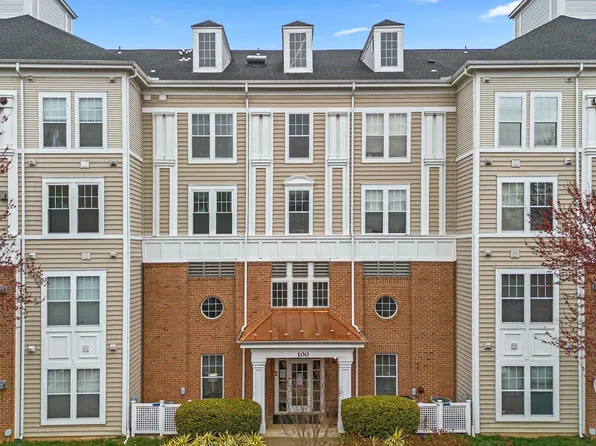 100 Watkins Pond Blvd #2-301, Rockville, MD 20850