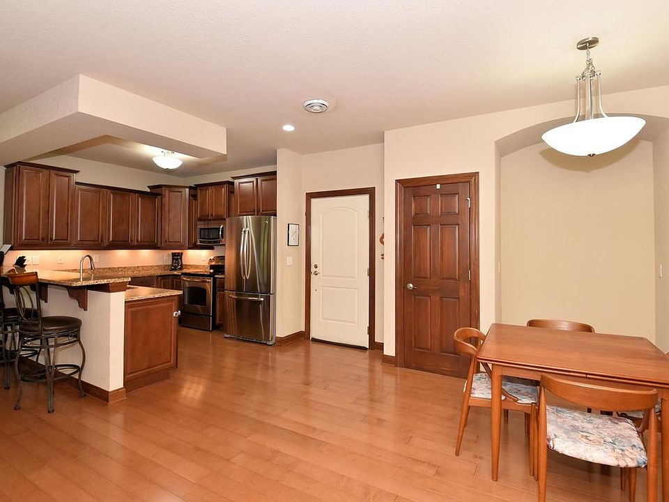 1st image of 17490 Crest Hill Dr