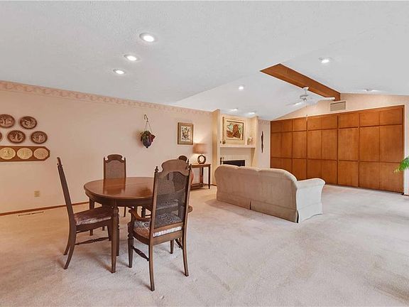 3rd image of 21518 Timber Oak Ct
