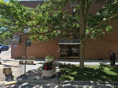 6400 N Sacramento Ave APT 204, Chicago, IL, 60645
