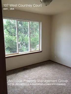 107 W Courtney Ct — Photo 6