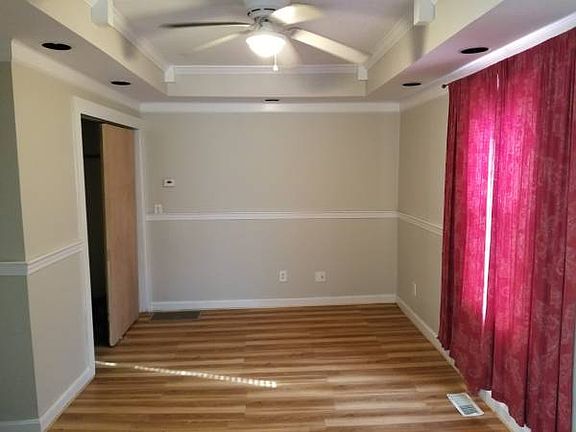 2nd image of 83 E Main St #2FF
