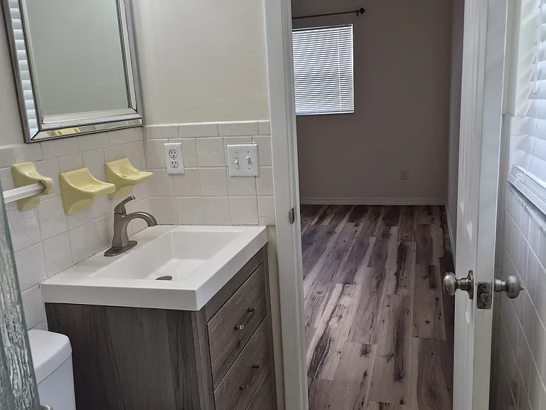 2956 Carriage Dr — Photo 15
