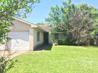 11926 Langdon Ln, Houston, TX 77072