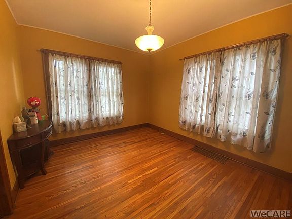 3rd image of 339 S Charles St