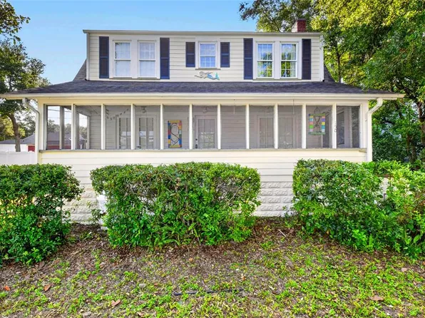 150 S Clayton St, Mount Dora, FL 32757
