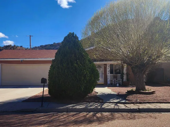 3628 Zia Dr, Gallup, NM 87301