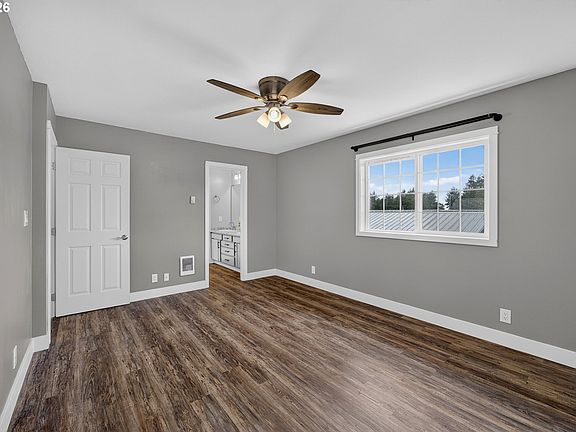 5th image of 1300 Sanford St