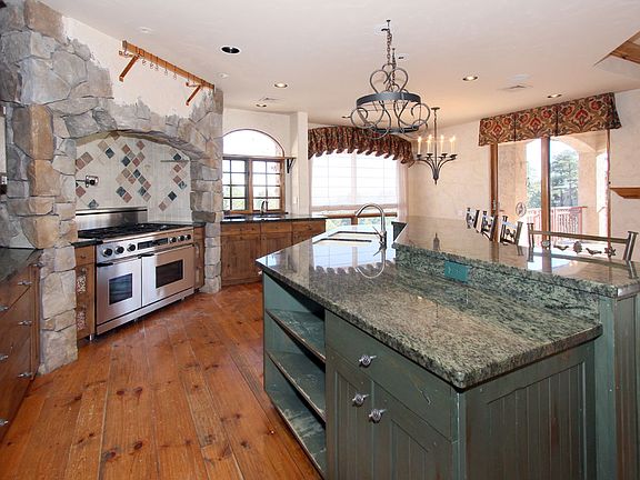 4th image of 4684 Stone Manor Hts