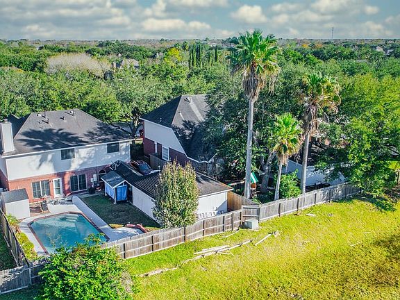 4th image of 2730 W Oaks Blvd