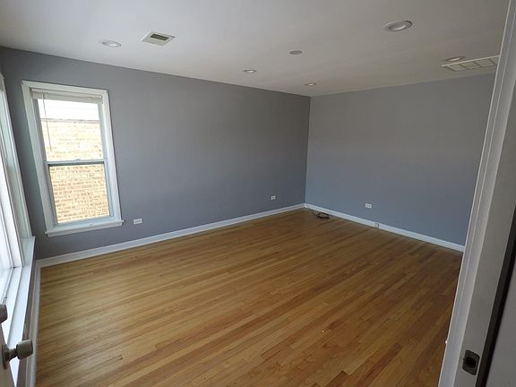 4th image of 6225 W Fullerton Ave #3
